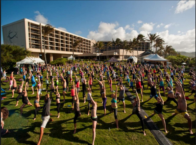 Yoga on the lawn at Wanderlust Oahu